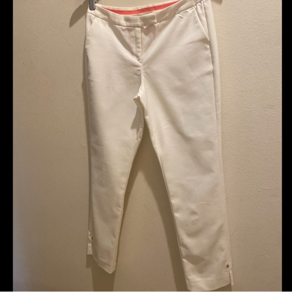 Ivanka Trump White Cropped Ankle Pants with Pink Waistband Trim